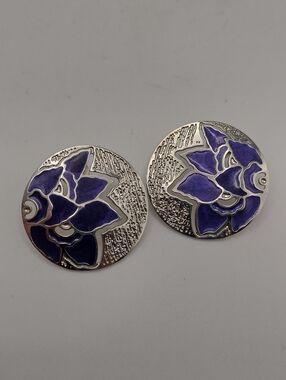 Vintage 80s Purple Flower & Silvertone Pierced Earrings